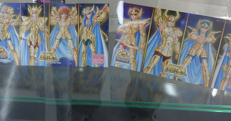 Saint Seiya World: fotos dos cards dos Cavaleiros de Ouro que esto sendo distribudos no Japo!